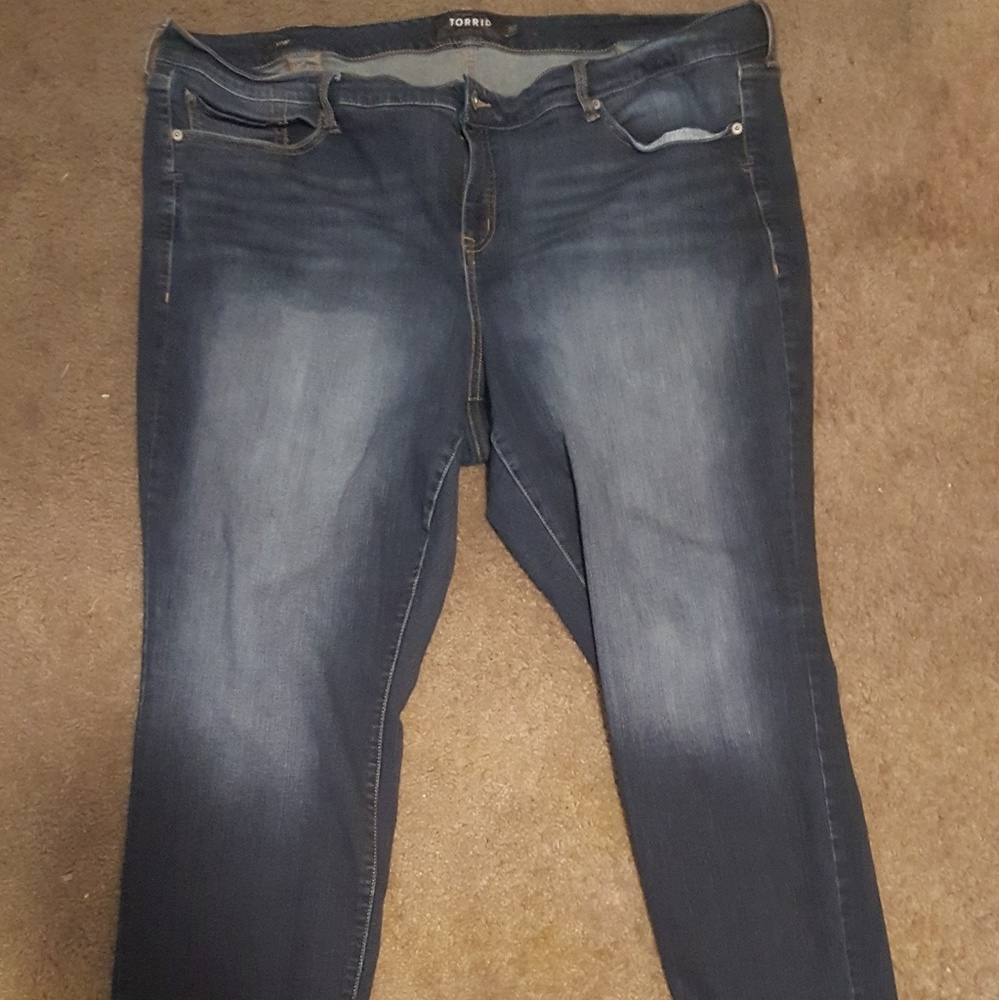 Torrid lose skinny jeans